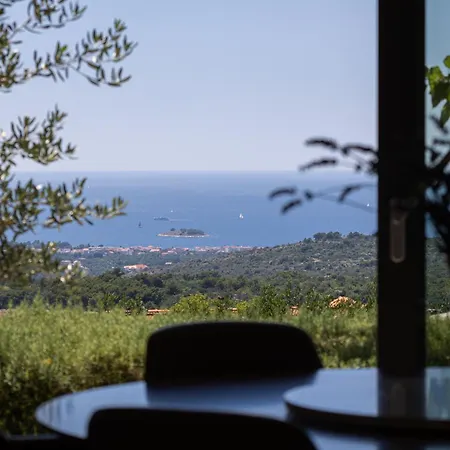 True Oasis With Heated Pool Rogoznica (Sibenik-Knin)