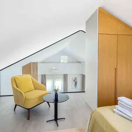 Vila True Oasis With Heated Pool *