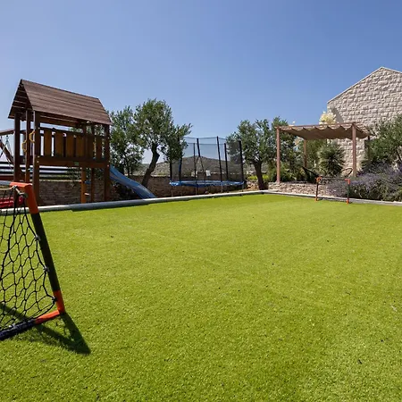 True Oasis With Heated Pool Vila Rogoznica (Sibenik-Knin)