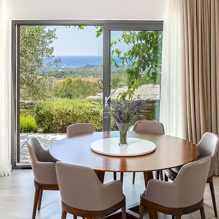 True Oasis With Heated Pool Vila Rogoznica (Sibenik-Knin)