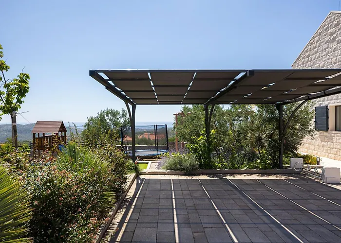 True Oasis With Heated Pool וילה רוגוזניצה