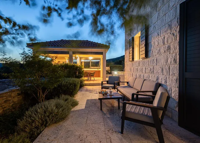 True Oasis With Heated Pool