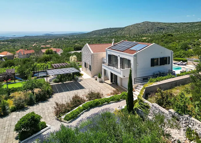 True Oasis With Heated Pool *